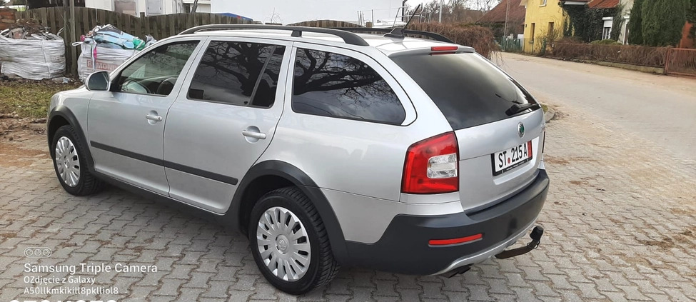 Skoda Octavia cena 27900 przebieg: 345000, rok produkcji 2012 z Olsztyn małe 121